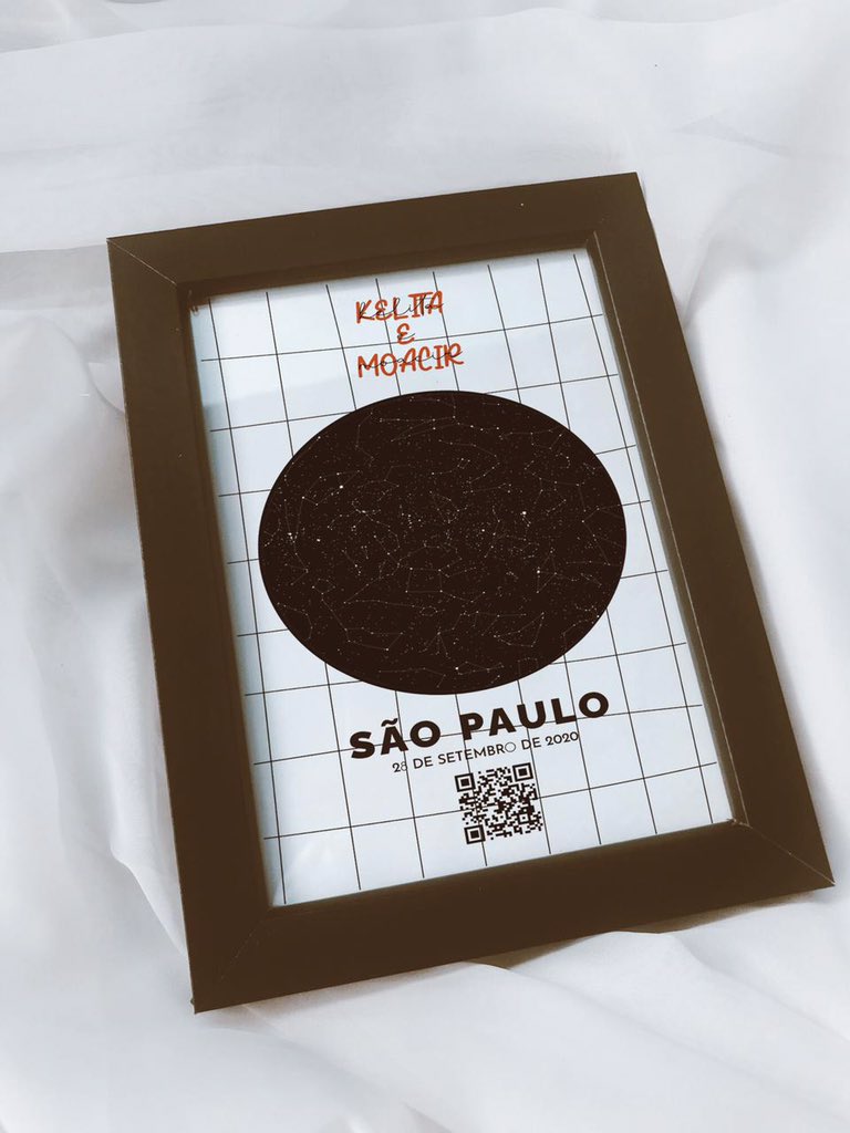 Stefany_Cerq's tweet photo. Pessoal, tudo certinho? Queria pedir pra quem puder divulgar minha lojinha,divulgar! Nós vendemos personalizamos, canecas, quadros, almofadas e etc.
Vou deixar umas fotinhas aqui pra vocês verem😉 https://t.co/OesFZ9P7MG