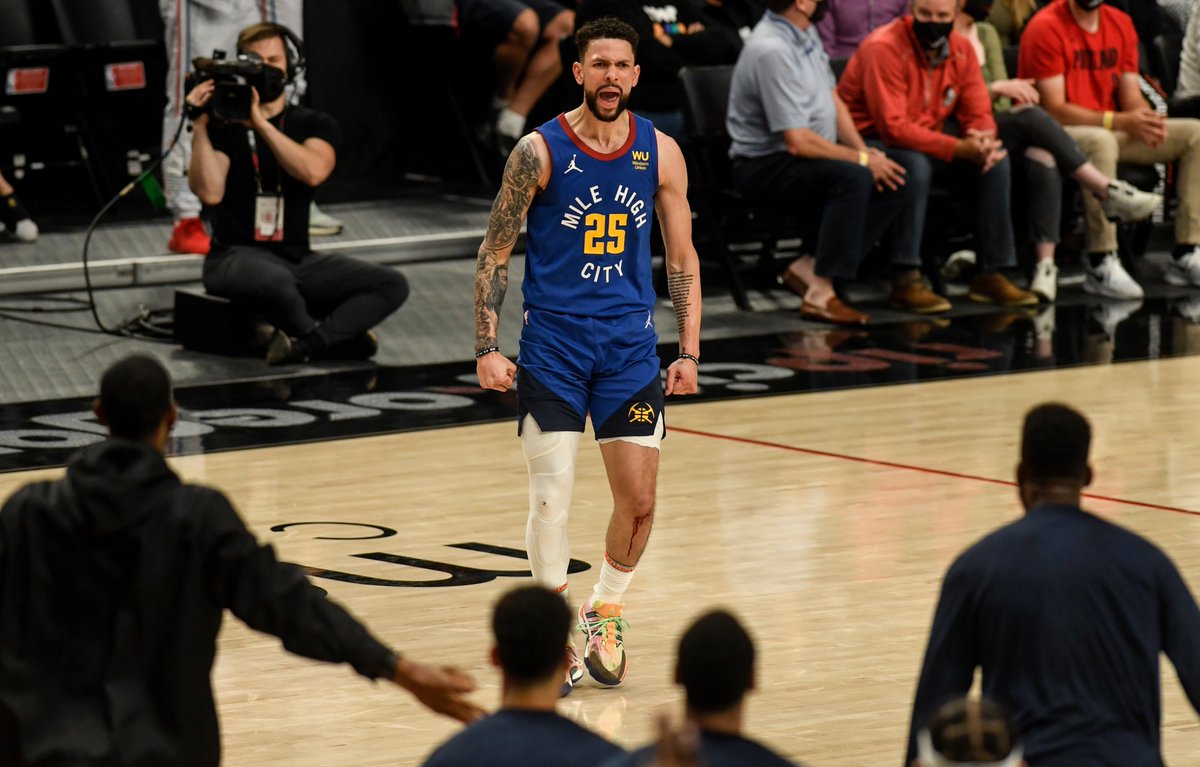 Austin Rivers fell out of the #Knicks rotation after a Feb. 7 loss.

He was traded 6 weeks later after playing 4 mins since the demotion.

Waived.

Spent 4 weeks unsigned.

Signed in DEN 4/20.

16 pts in the 4th last night to lift Denver to a road playoff win.

STAY READY!