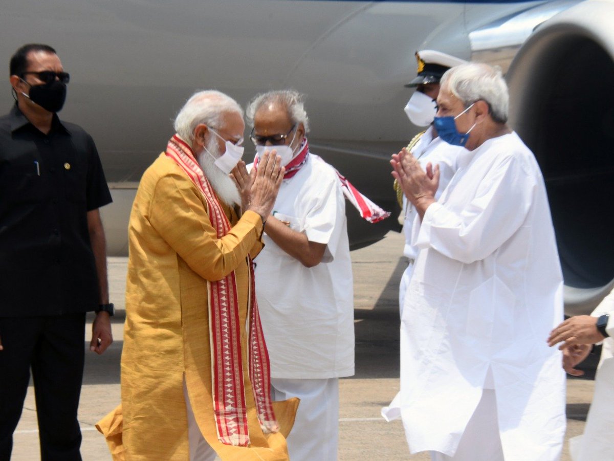 latantly_'s tweet photo. Everyone considers naveen patnaik a friend, so that's Lal Bal Pal in one frame https://t.co/UkQM2XNAKt