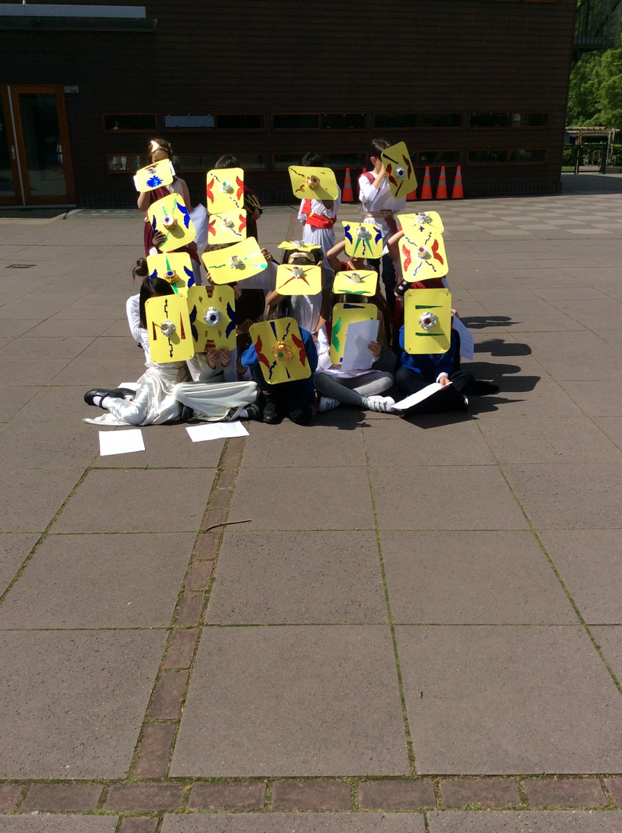 BSNJSV's tweet image. #JSVY3 have had a fantastic Roman Day to end the topic. Making shields and learning the formations for success.