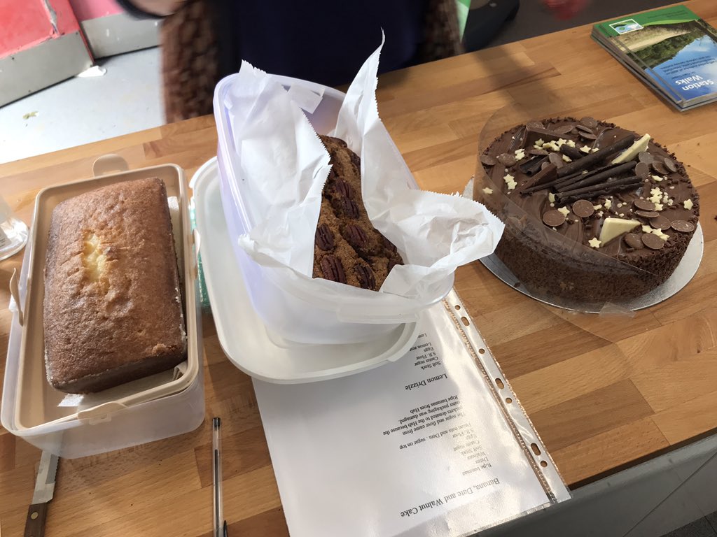 DanRailing's tweet photo. PS I am pleased to report (cc @watfordgap) that nature is healing and #CommunityRailCake is returning after a dreadful 2020 when there basically wasnβt any. Todayβs was a smashing lemon drizzle made from ingredients donated to the Petersfield Free Shop. https://t.co/TyyLGuSL37