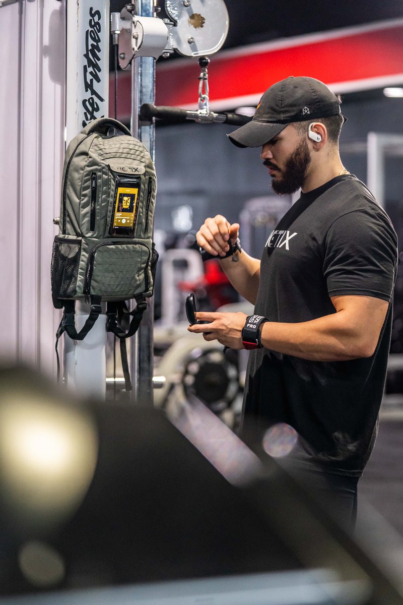 Netixfitness's tweet photo. What’s on your #workout playlist? https://t.co/i331ht56eF