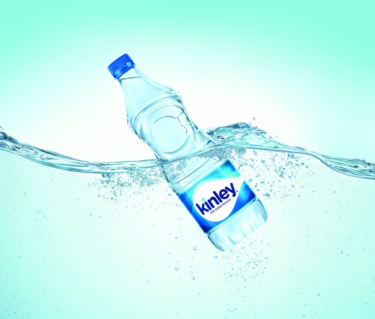 cravingdigital's tweet photo. Happy #NationalHeatAwareness Day! Throwback to a beautiful campaign we did with @Kinley_India  #NoFryDay @CocaCola https://t.co/oBpCFjCX83