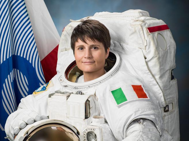 Samantha Cristoforetti sarà  la prima donna europea al comando della Stazione spaziale csera.it/0284b2e0HW