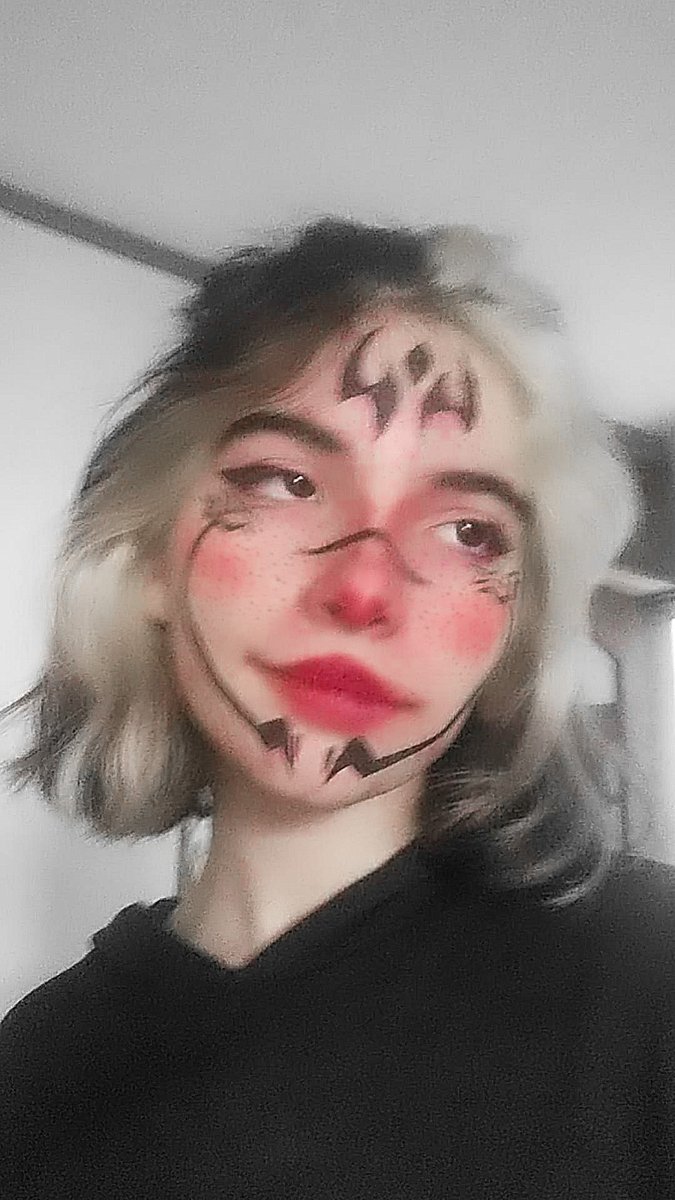chikatears's tweet photo. mais um selca do sukuna na timeline de vocês!¡

[#selcaday]
[#animeselcaday] https://t.co/19IIeL5sRK