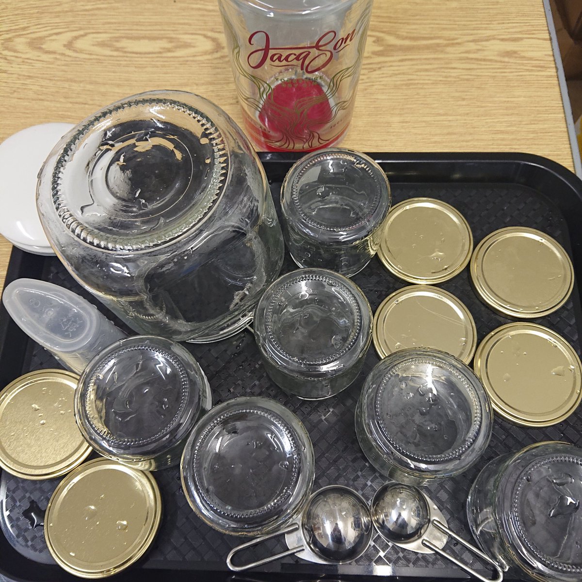 Still not 100% happy with my new gin flavour. A bit more tweaking required! #newgin #yorkshiregin #localgin #newflavours #ginandtonic #getitright #perfectionist