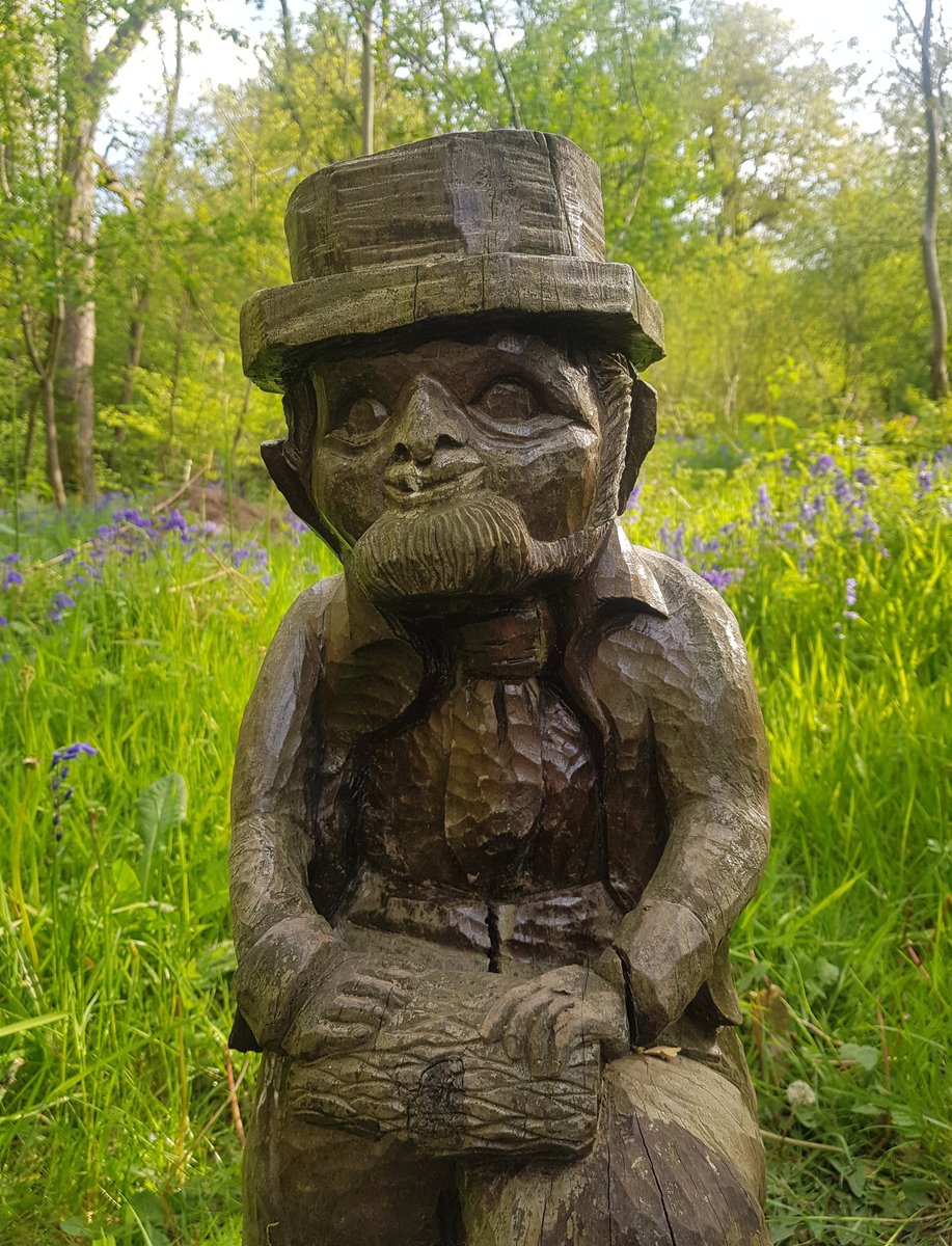 raysfarmpark's tweet photo. Enjoy following the Woodsulpture Trail along our ancient woodland paths. Open every day over half term #dayoutshropshire #dayoutworcestershire #familydayout #farmdayout #halftermfun #raysfarm #BankHolidayWeekend #children https://t.co/AOE1TEjbBx