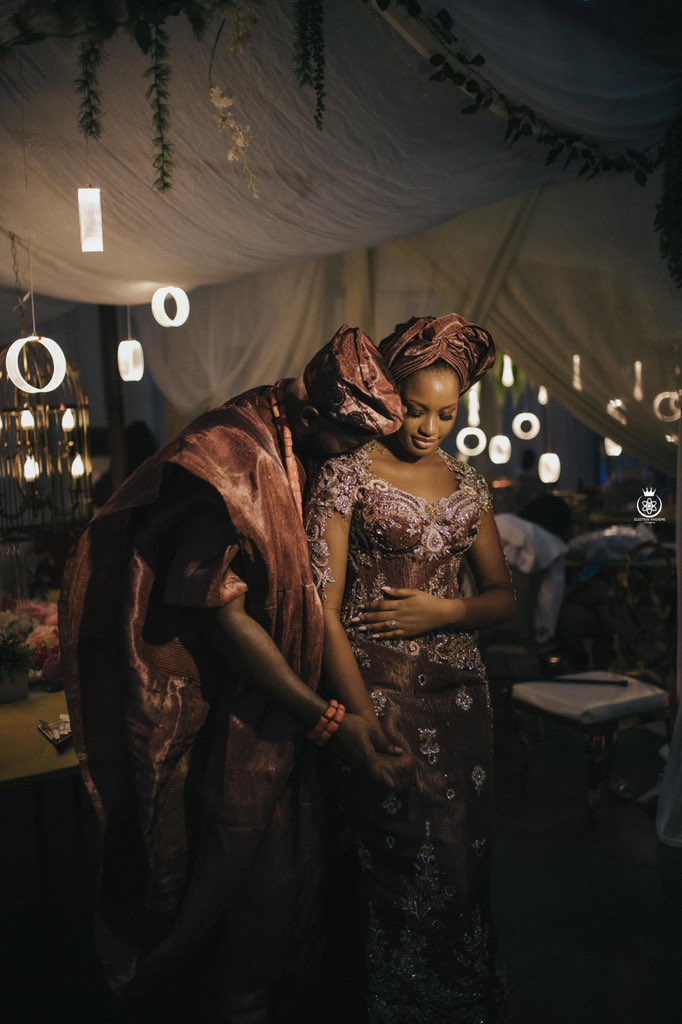 thatekosodinboy's tweet photo. Client: we want our wedding pictures to be very very intimate
Me: Say No more!!!!!!!!
#MeetTheAsabors
#weddings #photography #beautiful #Reception #Nigeria #nigerianphotographer #alaba #9jaFarm #talk2dof #Dubai https://t.co/bPTnIGyPnW