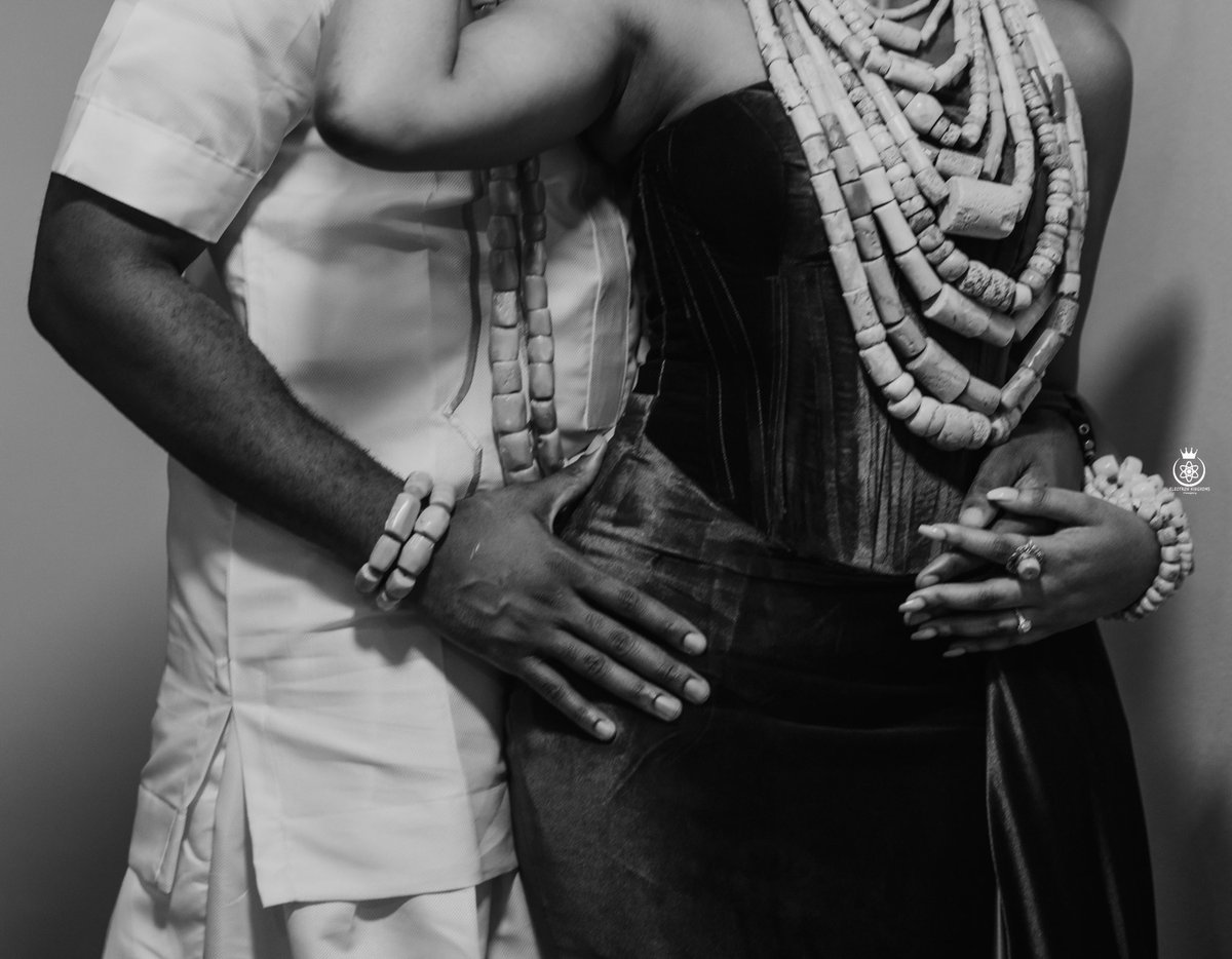 thatekosodinboy's tweet photo. Client: we want our wedding pictures to be very very intimate
Me: Say No more!!!!!!!!
#MeetTheAsabors
#MeetTheAsabors
#weddings #photography #beautiful #Reception #Nigeria #nigerianphotographer #alaba #9jaFarm #talk2dof #Dubai https://t.co/B9JopvuzZR