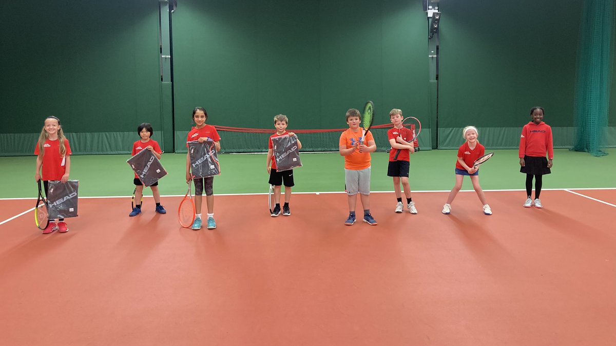 TennisLancs's tweet photo. Well done to all the 9 & Under players who took part in tonight's #RedRoseChallenge. Another week of the competition saw another win for Team Jane O'Donoghue over Team Neal Skupski! 🎾🌹 https://t.co/Kr5dypWMLA