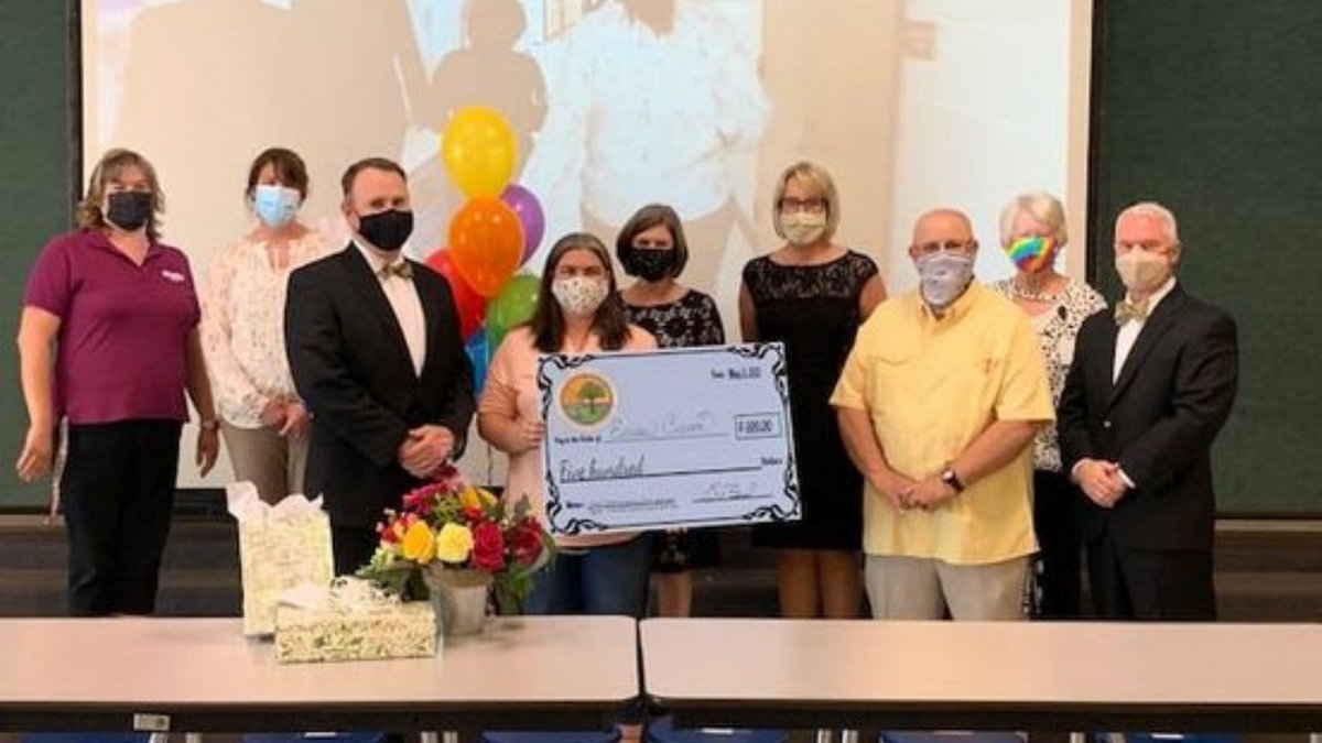 Enjoy the most recent podcast with Supt. Dr. Bond as he chats with ACPS Teacher of the Year, Mrs. Erica Cason.  Hear about Mrs. Cason's innovative approach to teaching.  Don't miss 2 very special guests and what they have to say. Click here for video: bit.ly/podcastS2E5