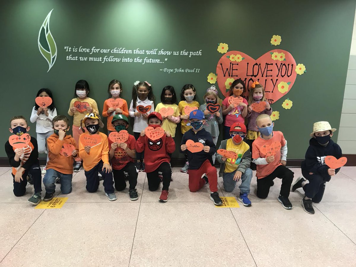 Kindergarten sending their love to Molly! #mollystrong #nogiveupinus 🧡🐆💛