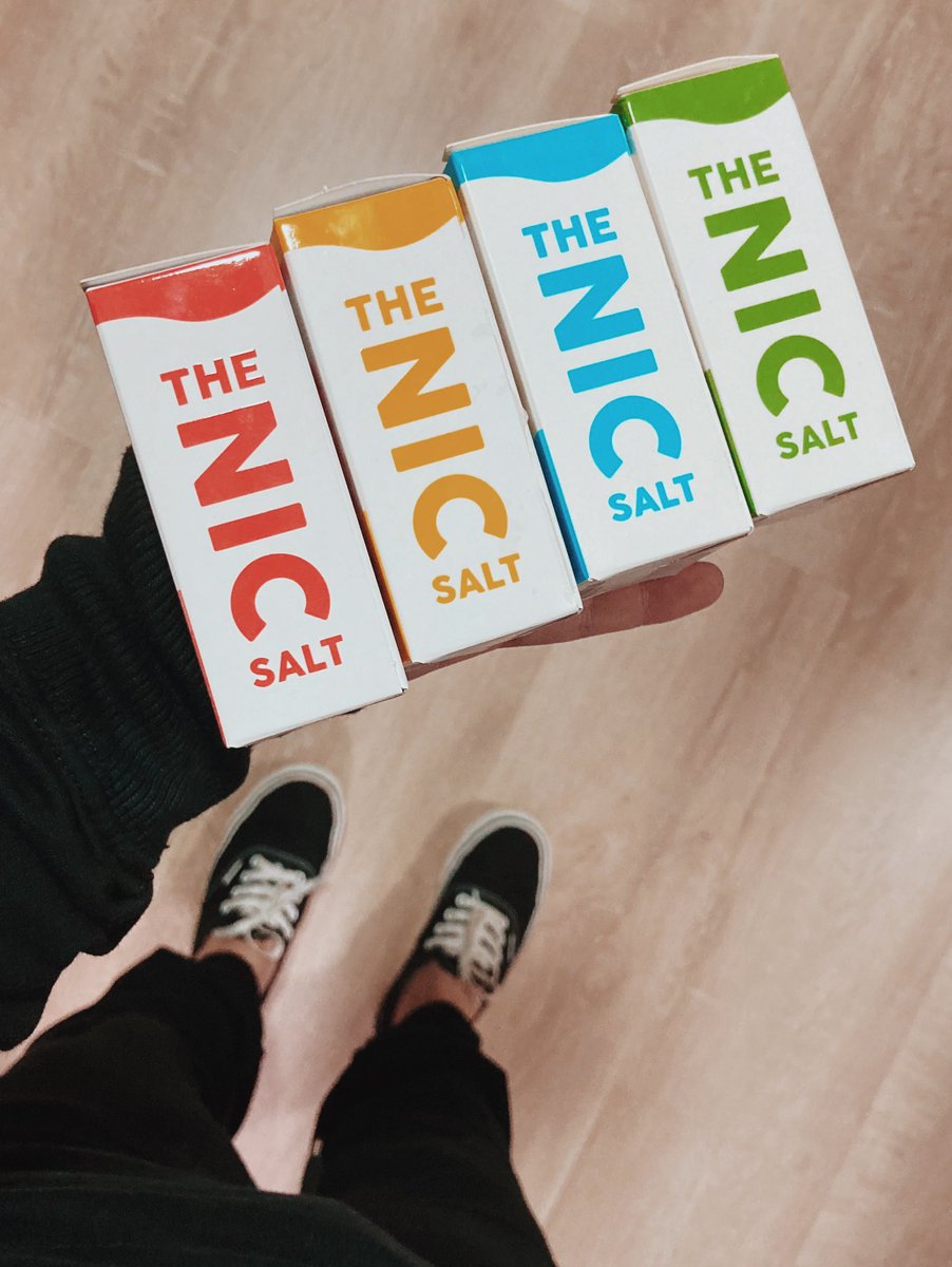 hypevapestore's tweet photo. E VAMOS DE MAIS UM HYPE SORTEIO! 🌹

É de Foz do Iguaçu e quer ganhar um Pod Osmall + um The Nic Salt da sua escolha???

Dá RT e segue a gente aqui para concorrer! 💨

O sorteio será realizado na segunda-feira (31/05) às 15h #HYPEDAY https://t.co/GdzlU2wXQT