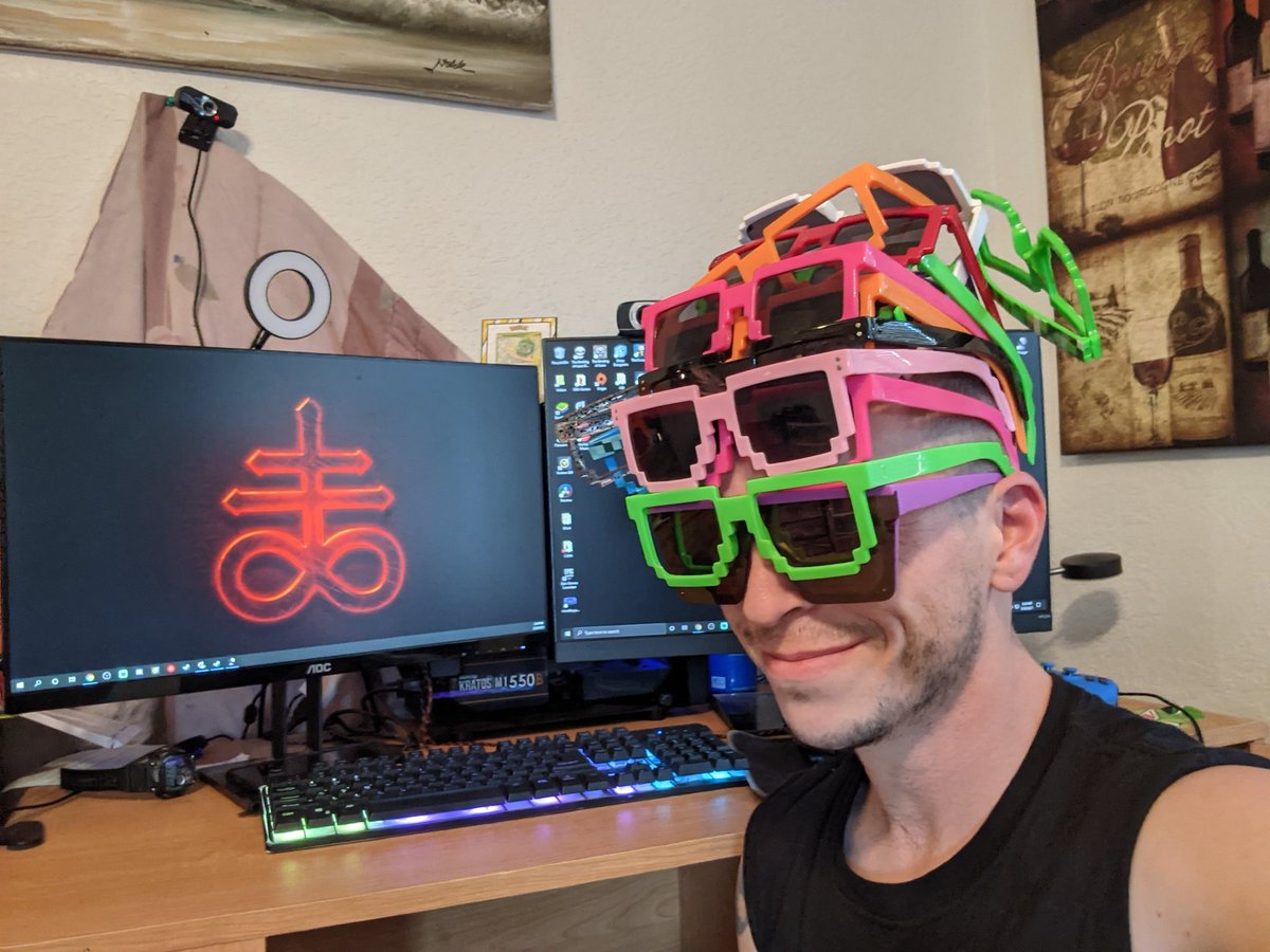 TheDavetastic's tweet photo. I'll be back......after the move. Wish me luck. I'll see you soon @Twitch https://t.co/3lg6bcExeg