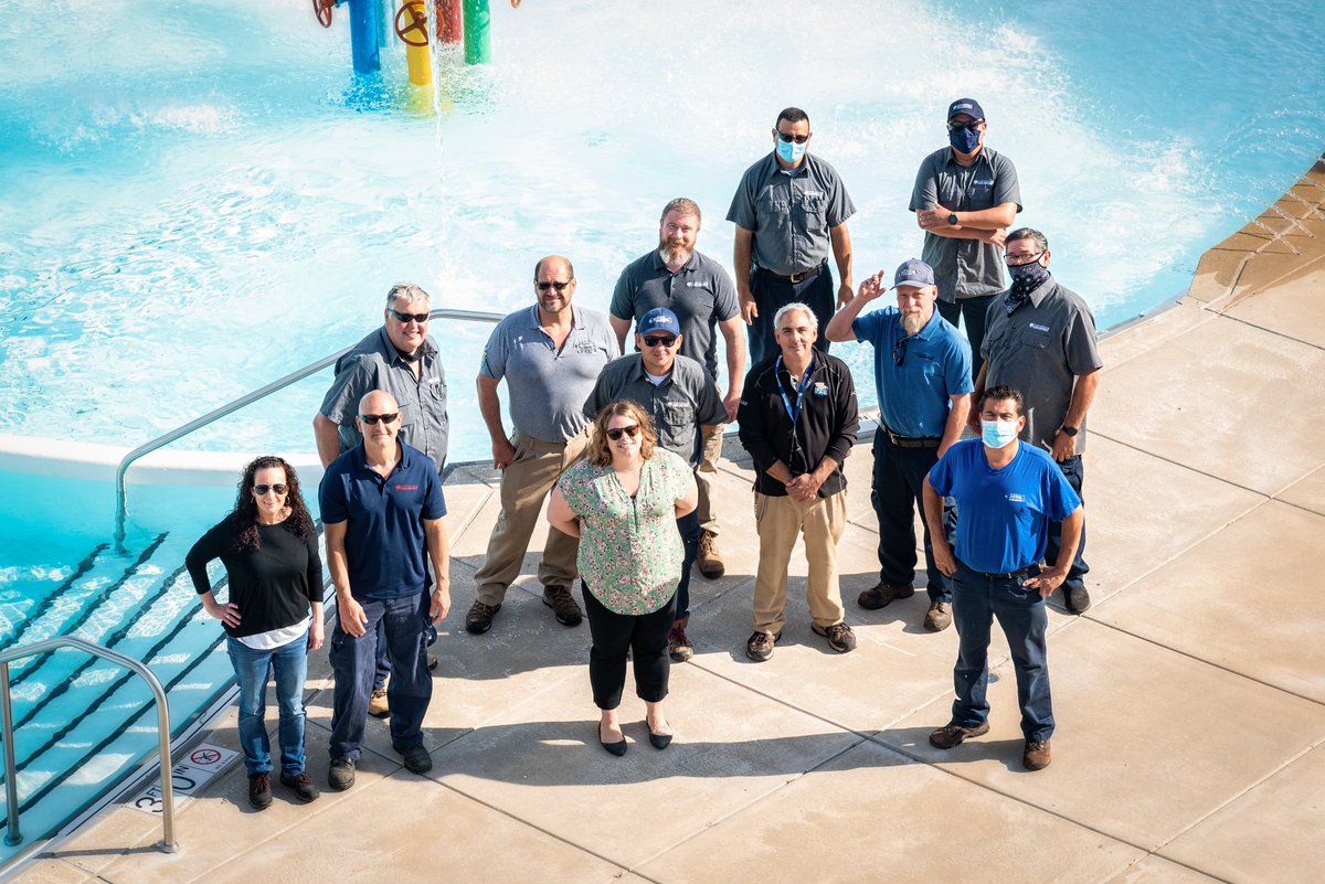 We know it doesn't quite feel like pool season weather today, but shout-out to our wonderful facilities team for working so hard to get pools prepped and ready for their opening tomorrow! 😎

Reservations are required. Learn more here: parkfun.com/news/schaumbur…