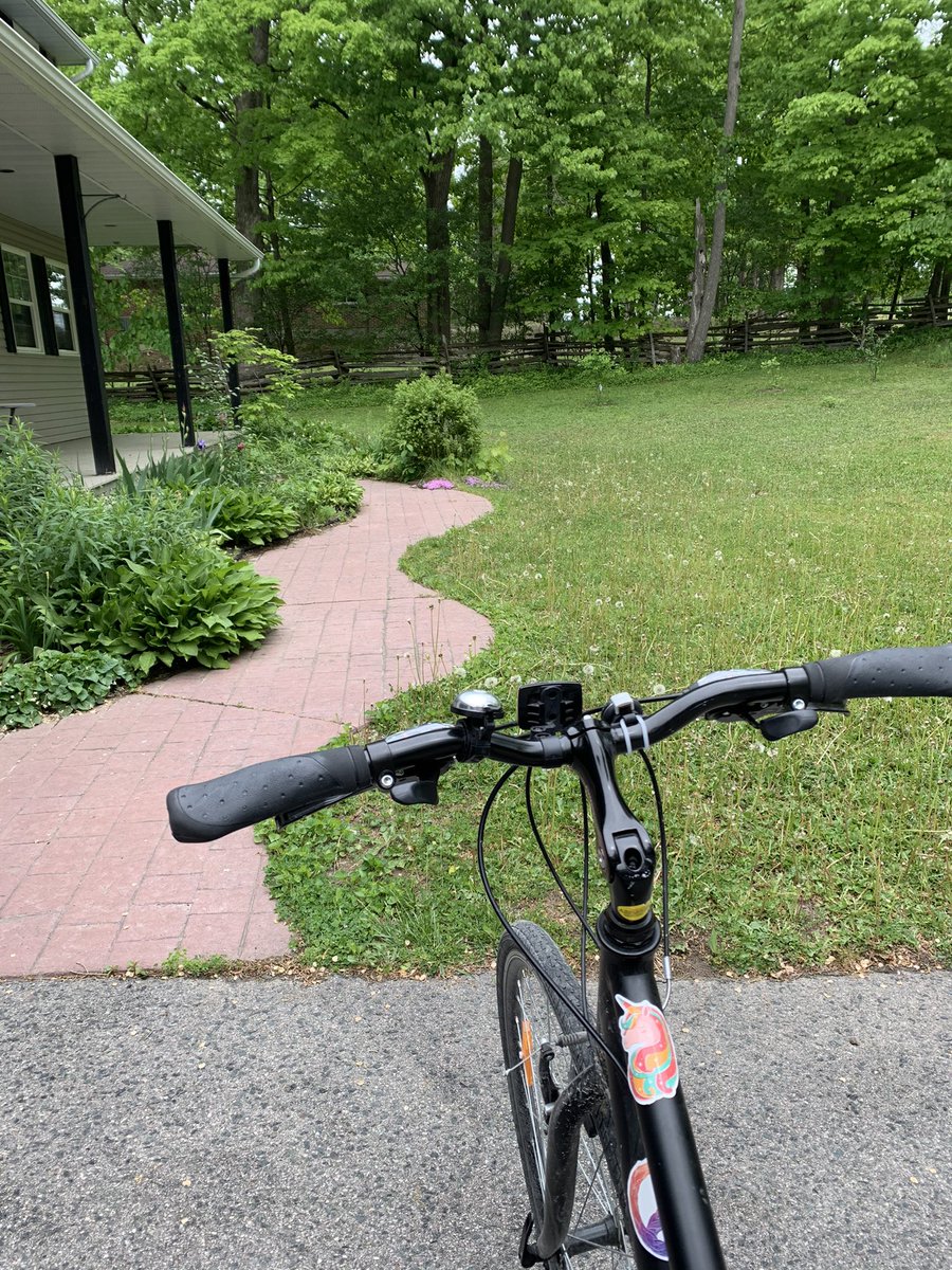 My ride home on @TheGreatTrail was much nice than the snow ride in... #WorkWheels @CyclingHubPTBO @ptbomoves @ptbogreenup 🚴‍♀️🌳

Still worth it. @BrantBasics