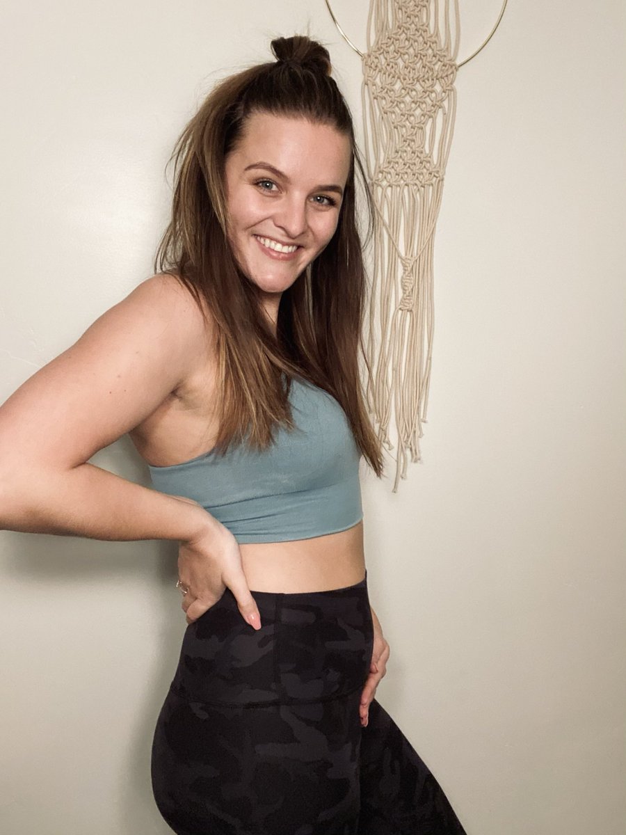 tiffkaylene's tweet photo. Where we started - where we’re at #32weeks https://t.co/8rR8deCPVY