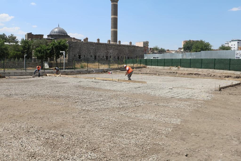 Sn.Kaymakamımız <a href="/abdullahciftci7/">Abdullah Çiftçi</a>  öncülüğünde Alparslan İHO'muzun arka bahçesinde yapılacak olan yüzme havuzu alanında incelemelere eşlik ettik. Gençlerimiz artık İlçe Gençlik ve Spor Müdürlüğü himayesinde güvenle yüzmeyi öğrenecekler.
@YUKSELARSLAN217 
@Bediioter1 
<a href="/ferzendelale/">ferzende lale</a>