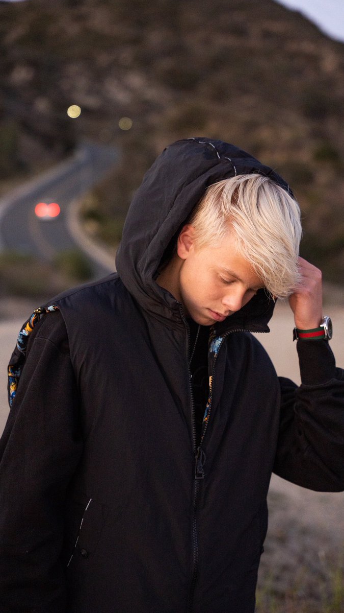 carsonlueders's tweet photo. Feedback would be nice, yeah 🎶 https://t.co/JC8QafYfI6