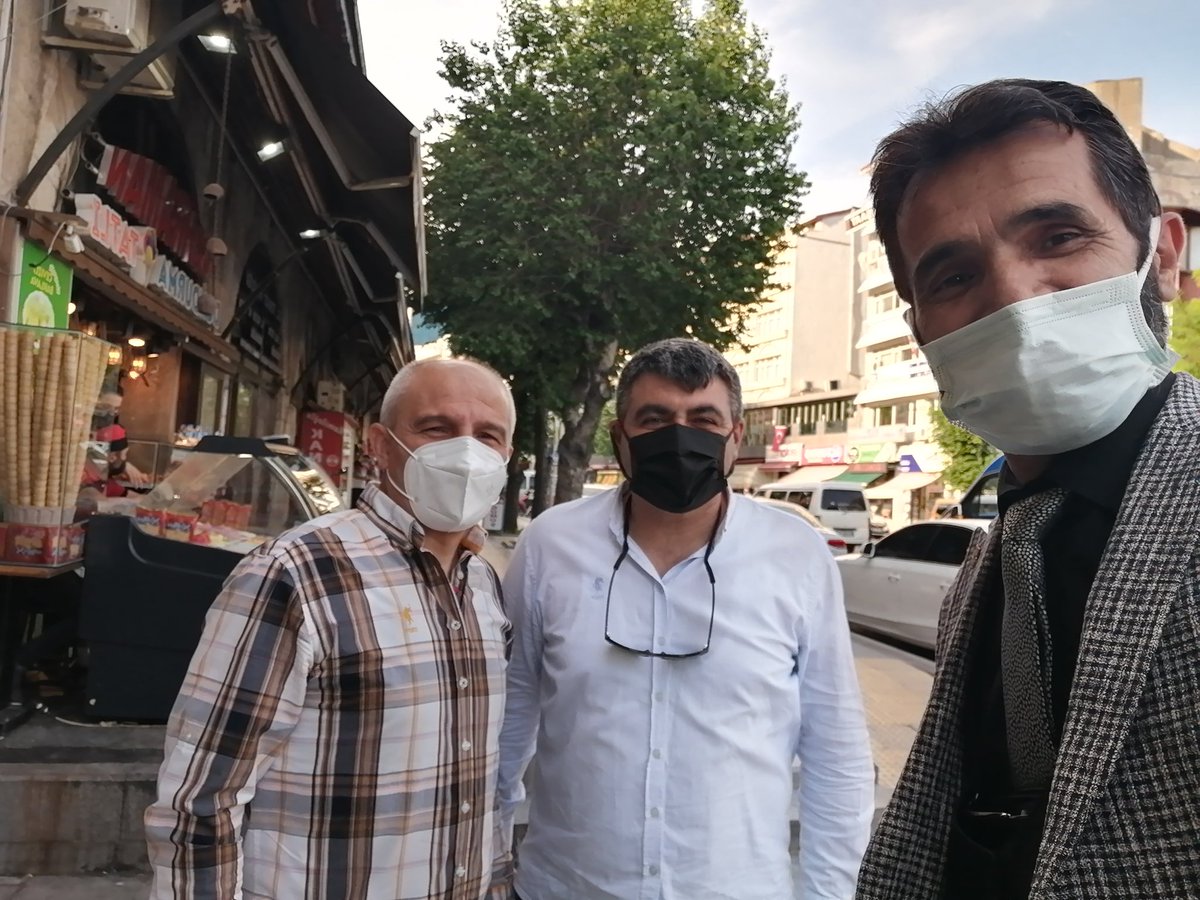 Tokat ilimizde gözlemlerimizi yaparken, Selçuklu mimarisinin ağırlığı ve haşmeti karşısında saygı duymamak mümkün görünmüyor.
Şehrin bunca güzel yanlarını birkez daha idrak etmede sağolsun Tokat TÜRKAV Şube Başkanımız <a href="/MetinTayarer/">Metin TAYARER🇹🇷🇹🇷🇹🇷</a> çok yardımcı oldu.
Varolsun.