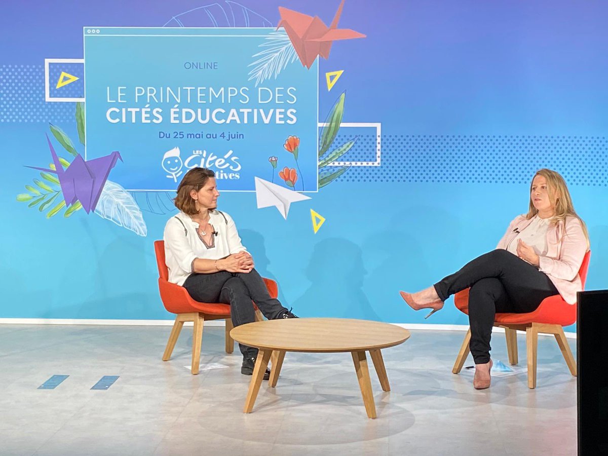 NadiaHAI78's tweet photo. Le sport est à l’honneur aujourd’hui au Printemps des Cités Éducatives.
Avec @RoxaMaracineanu, nous sommes convaincues que la pratique du sport est un vecteur d’émancipation. 
C’est pourquoi nous souhaitons la voir déployée dans chaque Cité éducative. https://t.co/YGHbdep87s