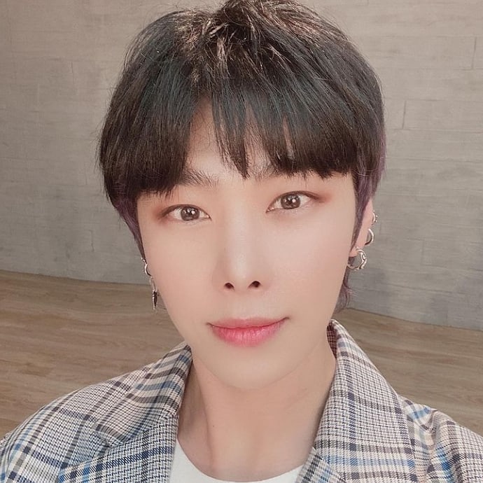 ParaguayTriger's tweet photo. [TRIGGER]📸 19.05.2020
Yehyyyyy!! 😆
▫️▫️▫️▫️
 #shawny #트리거 #샤니
 #daily #smile  #trigger #trigger_official #trigger_paraguay #kpop #kpopers #idol #corea #paraguay @triggerofficia5

Admi: Lili🤍 https://t.co/9219OT6A0p