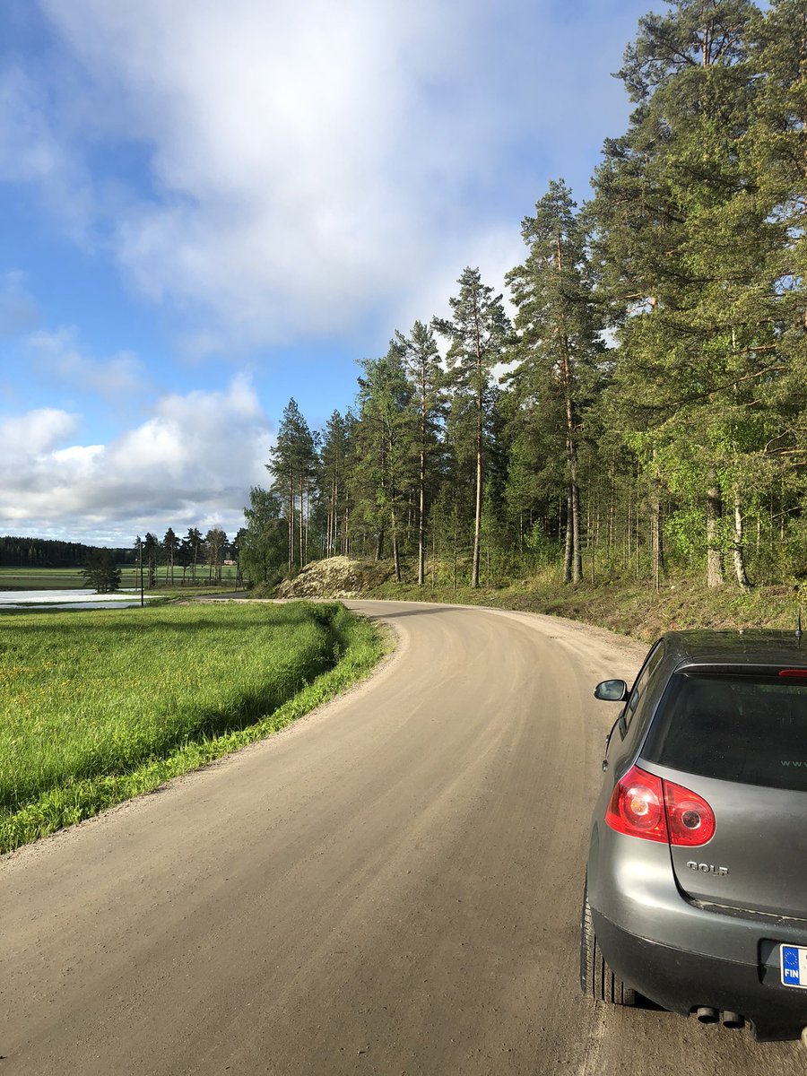 Kaikki valmiina <a href="/LRRalli/">SM Mad-Croc Länsirannikon Ralli</a> !
Keli suosii ja reitti on hienossa kunnossa, tänään startataan ralli kolmella asfaltti erikoiskokeella ja huomenna jatketaan sorapinnalla!
Eikun hanaa😎💪🏻
<a href="/RalliSM/">Ralli SM</a>