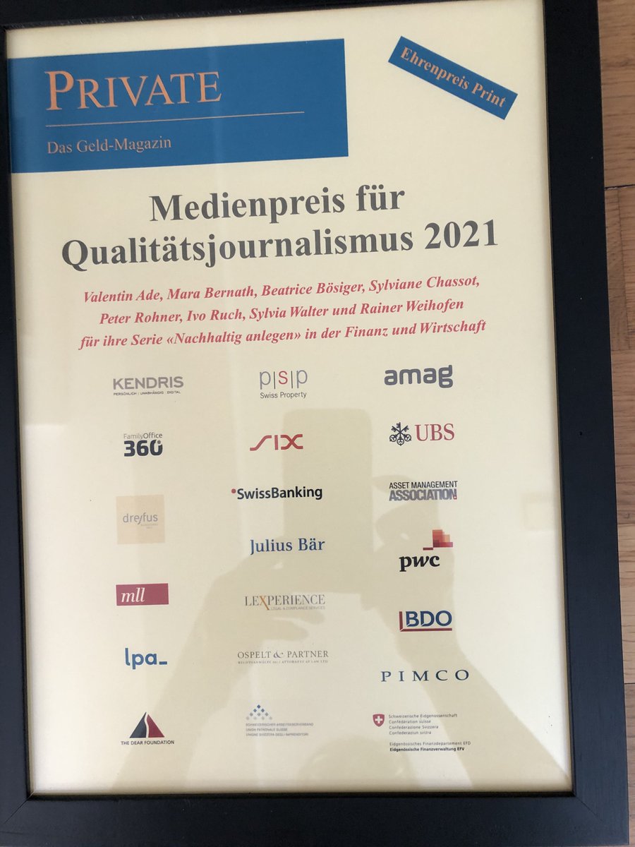 Medienpreis für Qualitätsjournalismus: Die Texte der Serie «Nachhaltig Anlegen» wurden vom Magazin «Private» ausgezeichnet. Wir gratulieren den Autor/-innen: <a href="/valle85/">Valentin Ade</a>, <a href="/marabernath/">Mara Bernath</a>, 
<a href="/bea_bee/">Beatrice Bösiger</a>, @sylvianechassot, @RohnerFuW, <a href="/ivoruch/">Ivo Ruch</a>, <a href="/SylviaWalter13/">Sylvia Walter</a> und <a href="/RainerWeihofen/">Rainer Weihofen</a>.
