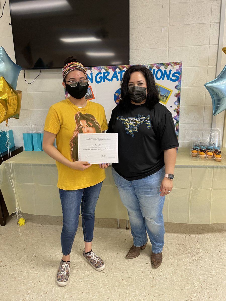 MemorialCTE's tweet photo. Texas Substitute Certicate was earned by these students! @Pride_Mustangs @BeccaBechtold @ramjrcastillo https://t.co/ENhwCXKl86
