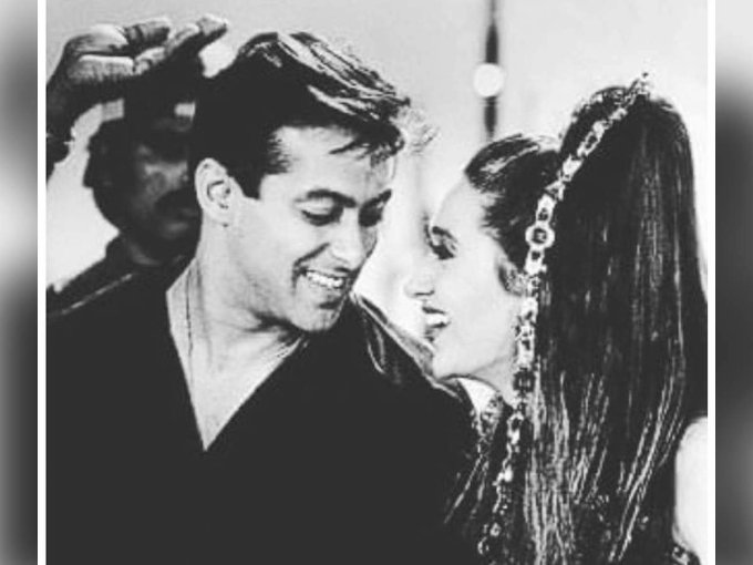 BeBo33675350's tweet photo. Why why we are not trending 
22YEARS OF BIWI NO1 https://t.co/cTAxwOWmSW