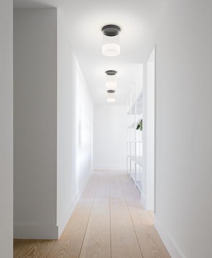 Wow_Lighting's tweet image. Guise pendant and ceiling lamps collection is a Stefan Diez design for @VibiaLight. Crafted of precision glass and embedded with a row of recessed LED, explores the relationship between light and transparency. 

Learn more: bit.ly/3vuVjSv

#wowlighting #vibia #vibiamiles