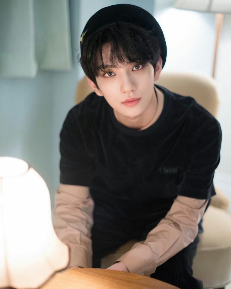 Its Me Theo~ tweet media