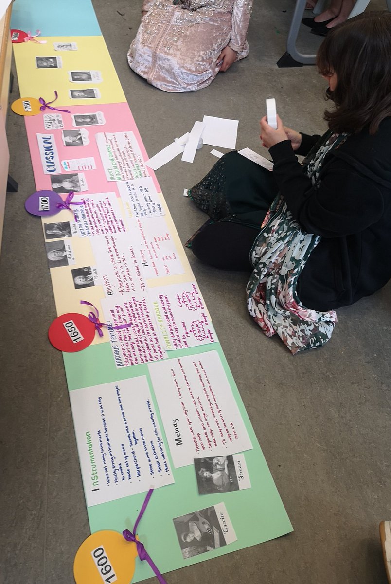 LisaClarkeMusic's tweet image. #GCSEMusicians @Levenshulmehigh collaborating to create a #timeline #revisiontool for key musical features in different eras of music. 🎶⏳⏰