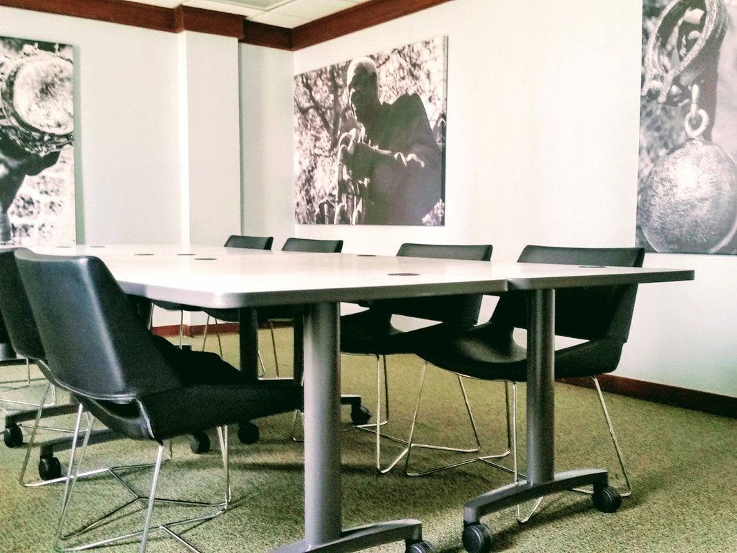 mindwarehousing's tweet photo. Office suite available in Downtown Miami. Suite 810 consists of 3 private offices - 810, 811, &amp; 812. Two offices have exterior views of NE 1st St while one is an interior facing office which can be used as a conference room. Also, also a built in reception area within this suite. https://t.co/g6mjA2fVWd