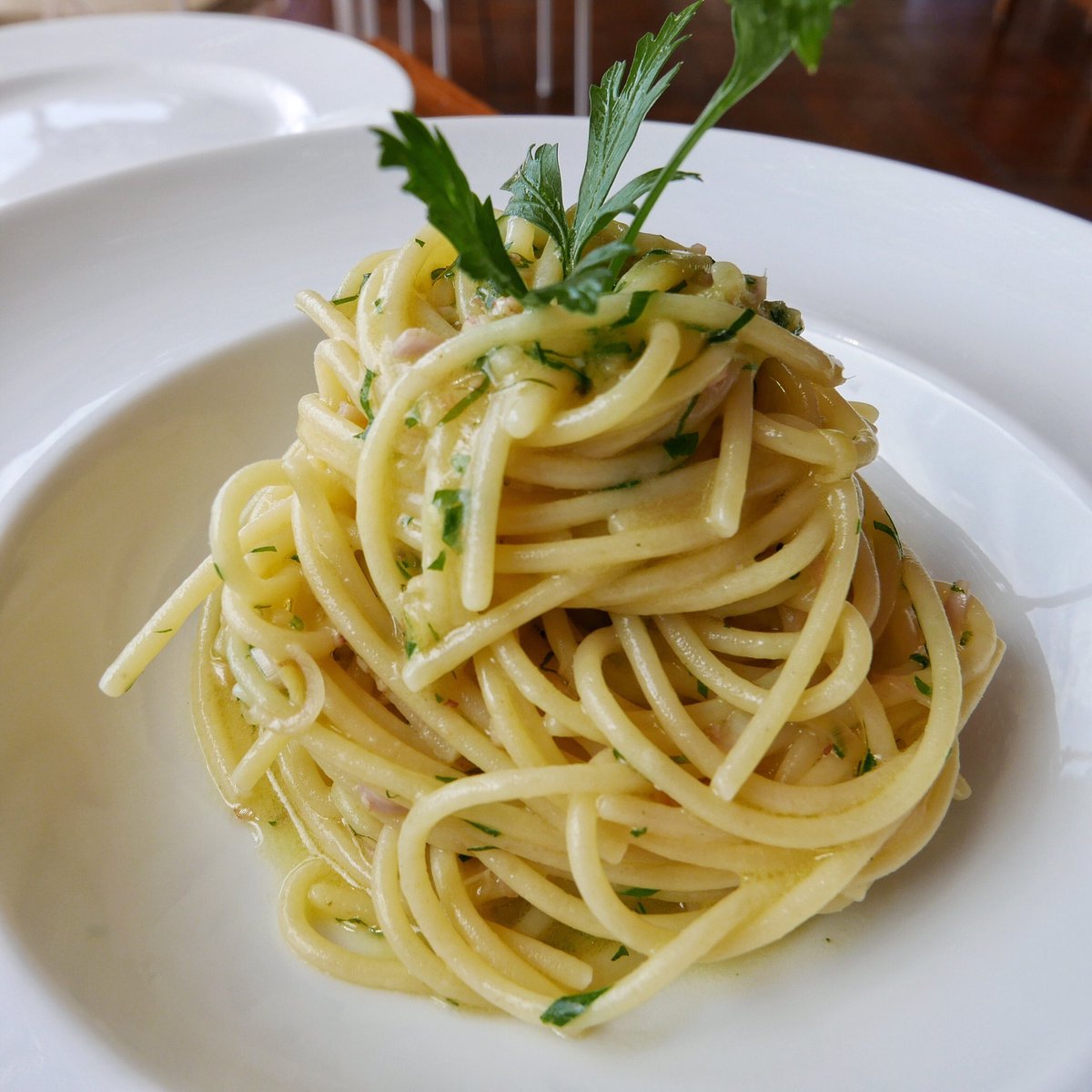 frankrestaurant's tweet photo. Come in for lunch today. @frankrestaurant ☎️ reservations@frankcares.com or 212 420-0202 https://t.co/ubzWNRNjer
