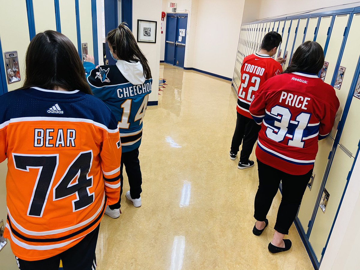 <a href="/amiskwaciy/">amiskwaciy</a> students proudly taking part in #IndigenousJerseyDay <a href="/NaimCardinal/">Naim Cardinal</a> <a href="/IndigCards/">Indigenous Rookie Cards</a> <a href="/CBCIndigenous/">CBC Indigenous</a>