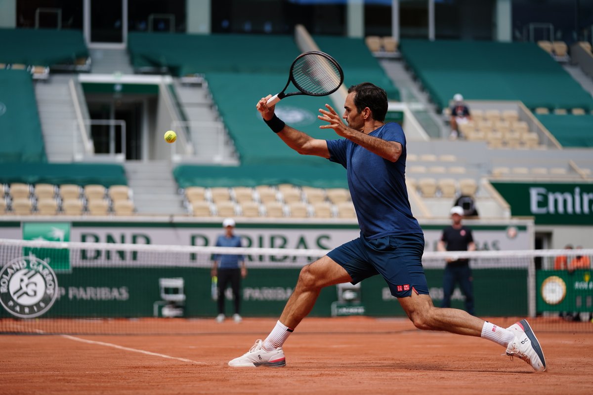 Movements of a Maestro 🧐

#RolandGarros