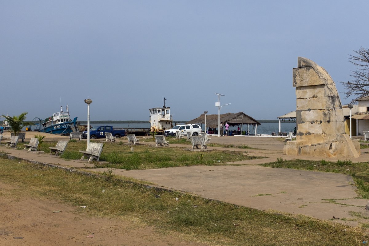 cgtnafrica's tweet photo. #ImageofAfrica
#Cacheu is a town in Guinea-Bissau. It was one of the earliest European colonial settlements in sub-saharan Africa. For most of the 17th and 18th centuries, it was the official slave trading point for the Portuguese in the Upper Guinea region.

Good night #Africa https://t.co/mstOxveAJl