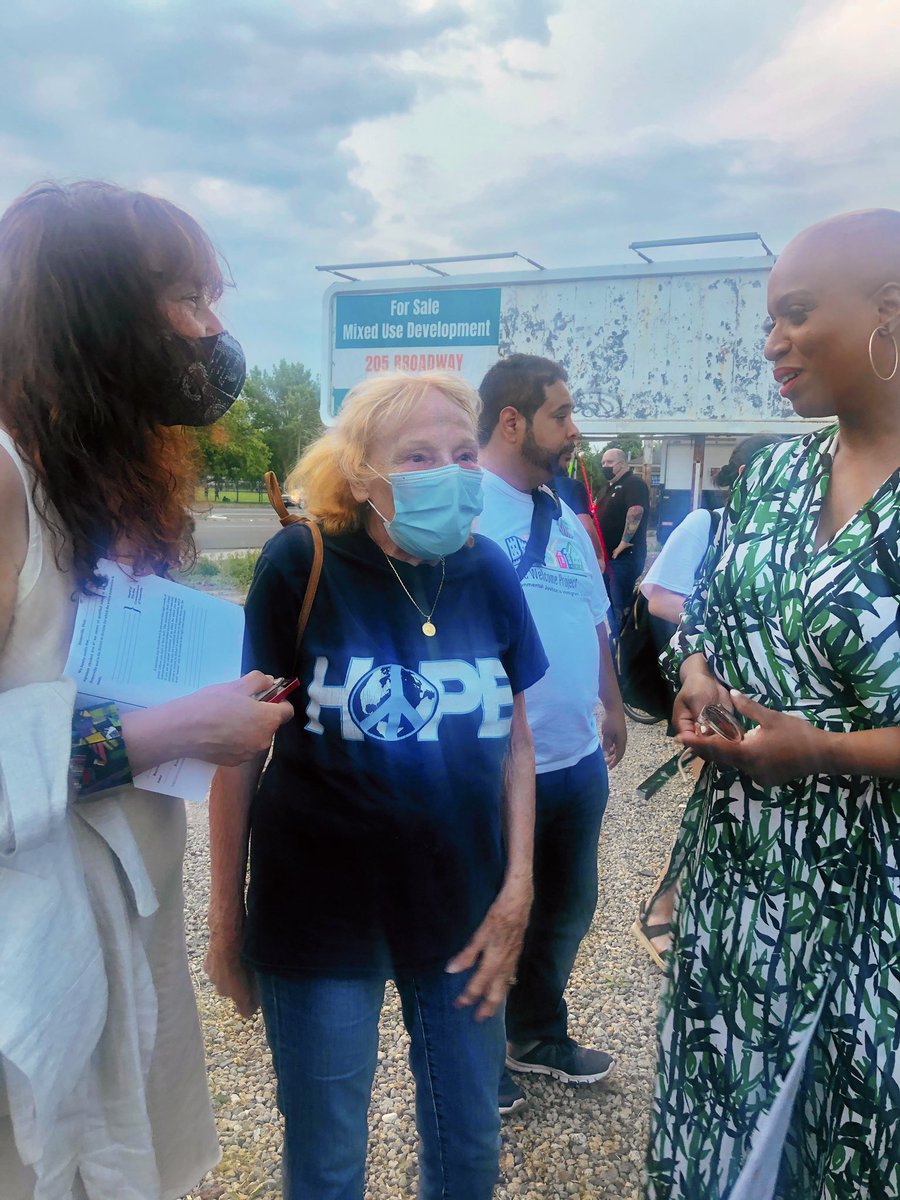 MaryCassesso's tweet photo. I’m still feeling energizing from this Wednesday’s rally! Let’s continue advocating for environmental, housing, transit, disability  justice, together. 🤝 @AyannaPressley 
(Also, could my Mom be any cuter?!)

#maryformayor #environmentaljustice #housingjustice https://t.co/vcSSOFG8e9