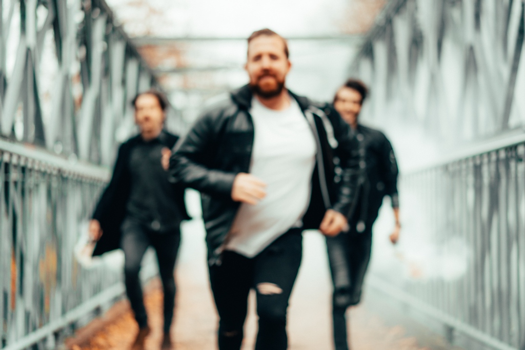 DownForAny's tweet photo. SPRINTING INTO THE WEEKEND 🏃‍♂️💨⁠
⁠
We're all itching to get back to performing - what's one thing you miss when it comes to the live music experience?⁠
⁠
Tell us!👇⁠
.⁠
.⁠
HUGE shoutout to our phenomenal photographer @darioproductions for these 🔥🔥 photos!
#DFAOfficial https://t.co/PONj3kVk7q