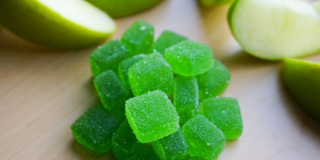insaforreallife's tweet photo. Salem Sour Apple Chews π
Kick off your holiday weekend with a sweet and tart treat! These vegan, all natural edibles are made with our high powered distillate and are gluten free, dairy free and nut free. https://t.co/zMJhhtLHcb
#insaedibles #insakitchens #myinsa #chews https://t.co/CRgAuasPs7