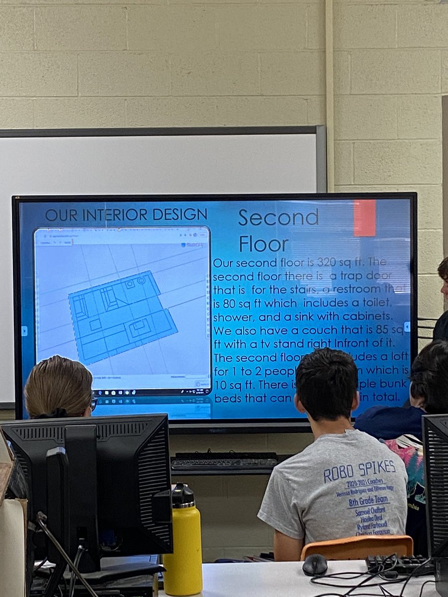 VenRodriguez1's tweet photo. In Principles of Applied Engineering students incorporate, design/build, documentation, engineering, and finance for each project. Real-world application. #HPMS @Kerrville_CTE https://t.co/kFQyqxKwY6