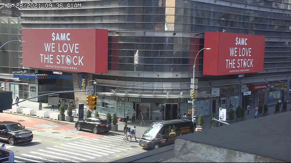KatStryker111's tweet photo. $AMC 💥NYC BILLBOARDS LIVE💥Webcam shots of The Billboard in NYC💥Just Need Photos Next To AMC💥 Tag Me In Any Photos And Video And I’ll Retweet! #apestogetherstrong #AMC https://t.co/0FipxJaPXy