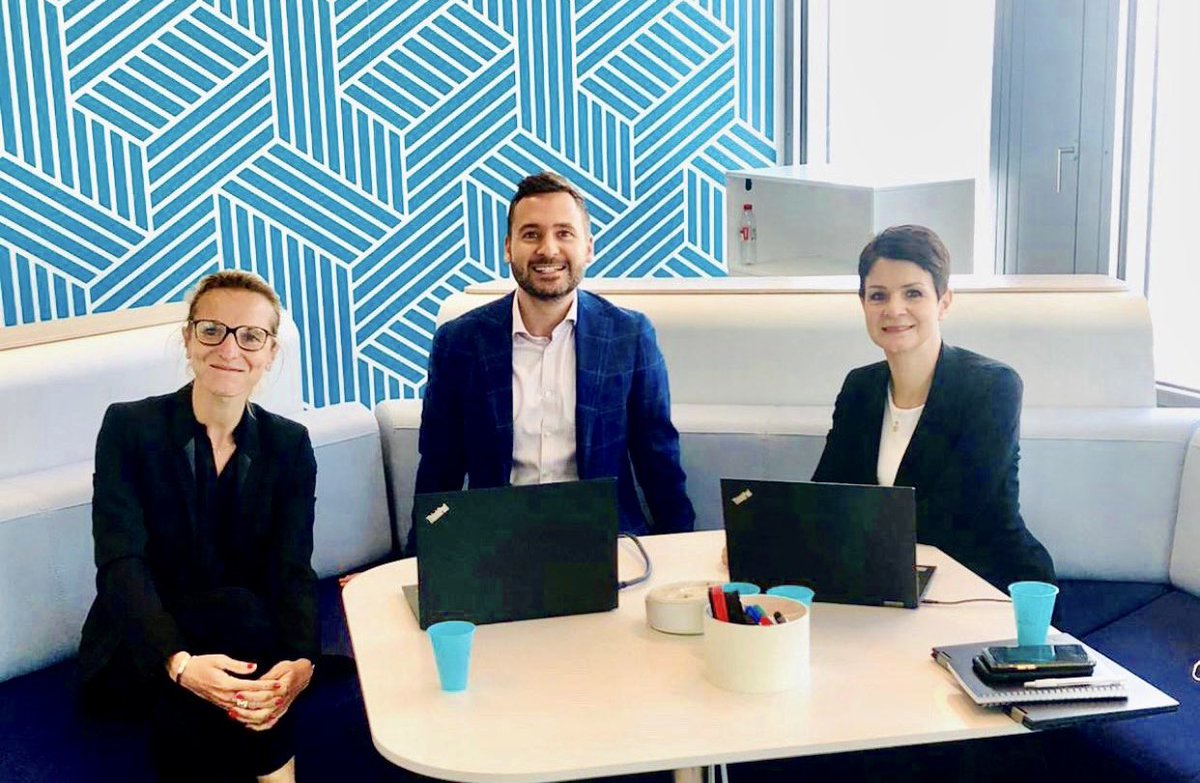 Maldoju's tweet photo. Ce matin au sein du Think Tank de #LaBChain nous avons eu le plaisir de partager une vision du futur de l’assurance décentralisée 🚀
Merci à @_n_filali @BelottiMarianna @caissedesdepots pour cet échange passionnant ! https://t.co/yf8tfs9Ai9