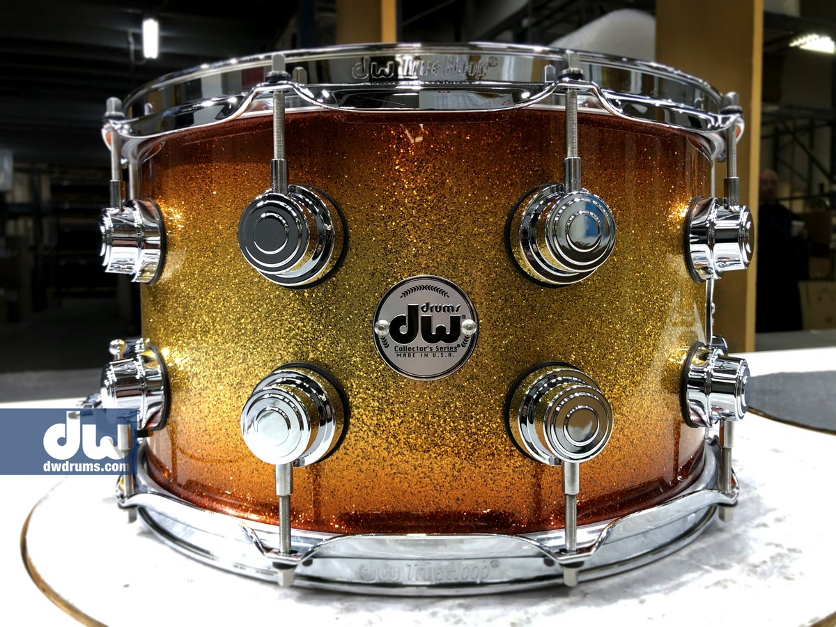 dwdrums's tweet photo. 🥁 We frequently get asked about our Copper Glitz Finish. 👀 It's one of our favorite Laquer Specialties. Which custom finish would you order? #dwiscustom #dwdrums https://t.co/vqesgSgeuY