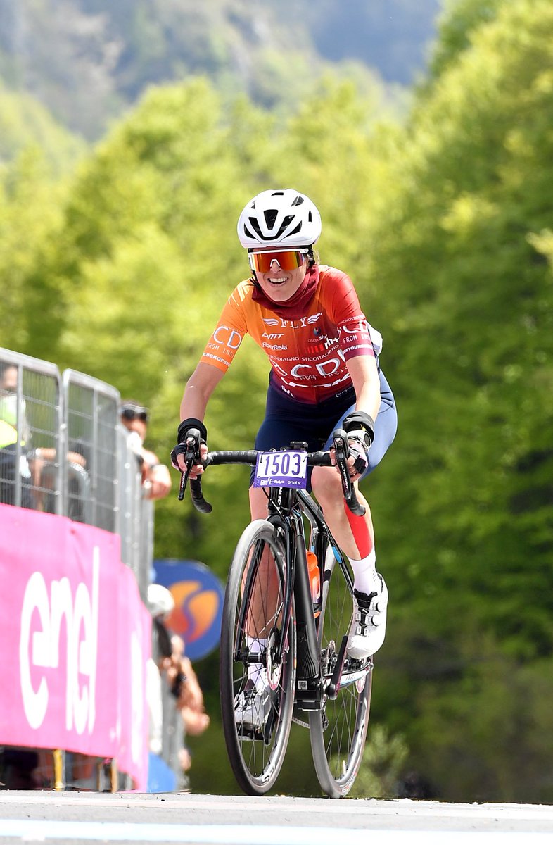 FLYCyclingTeam's tweet photo. Stresa - Alpe di Mera
Stage 19 of #GiroE ⚡✌
-
#FlyCyclingTeam
#FlyCyclingTeamCdi
#FlyTeam
#CentroDiagnosticoItaliano
#CdiPerLoSport
#CDIperlaprevenzione
#rhthelookofsport
#rhpeople
#zerorh
#LookCycle
#LookClubItaly
#RideYourDream https://t.co/PoC09rkixA