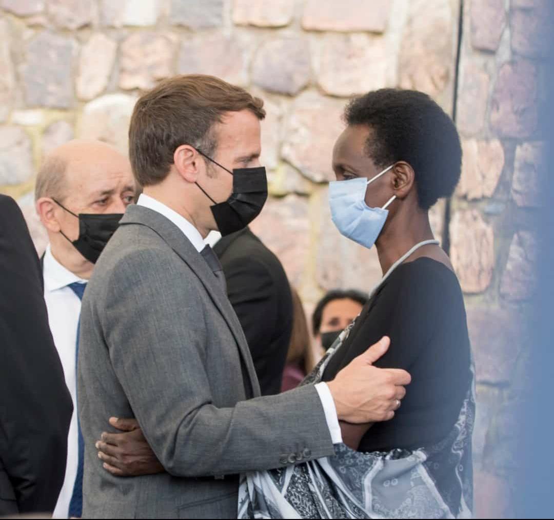 Avega_Agahozo_'s tweet photo. AVEGA a très bien accueilli le message de soutien, de compréhension et de sympathie, de Son Excellence @EmmanuelMacron, adressé aux rescapés du génocide perpétré contre les Tutsi, en 1994, au Mémorial de Gisozi à #Kigali. @UrugwiroVillage @RwandaMFA @Elysee @Ibuka_Rwanda https://t.co/Skt4IoL1Km