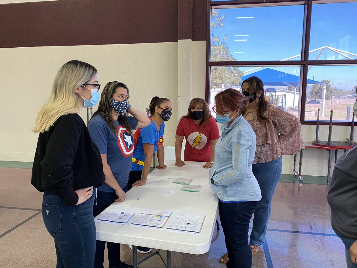 YsletaES's tweet photo. Testing our knowledge on  PLC a planning Process!!  #SmartCookies #YESTeachers https://t.co/WhPC4x288j