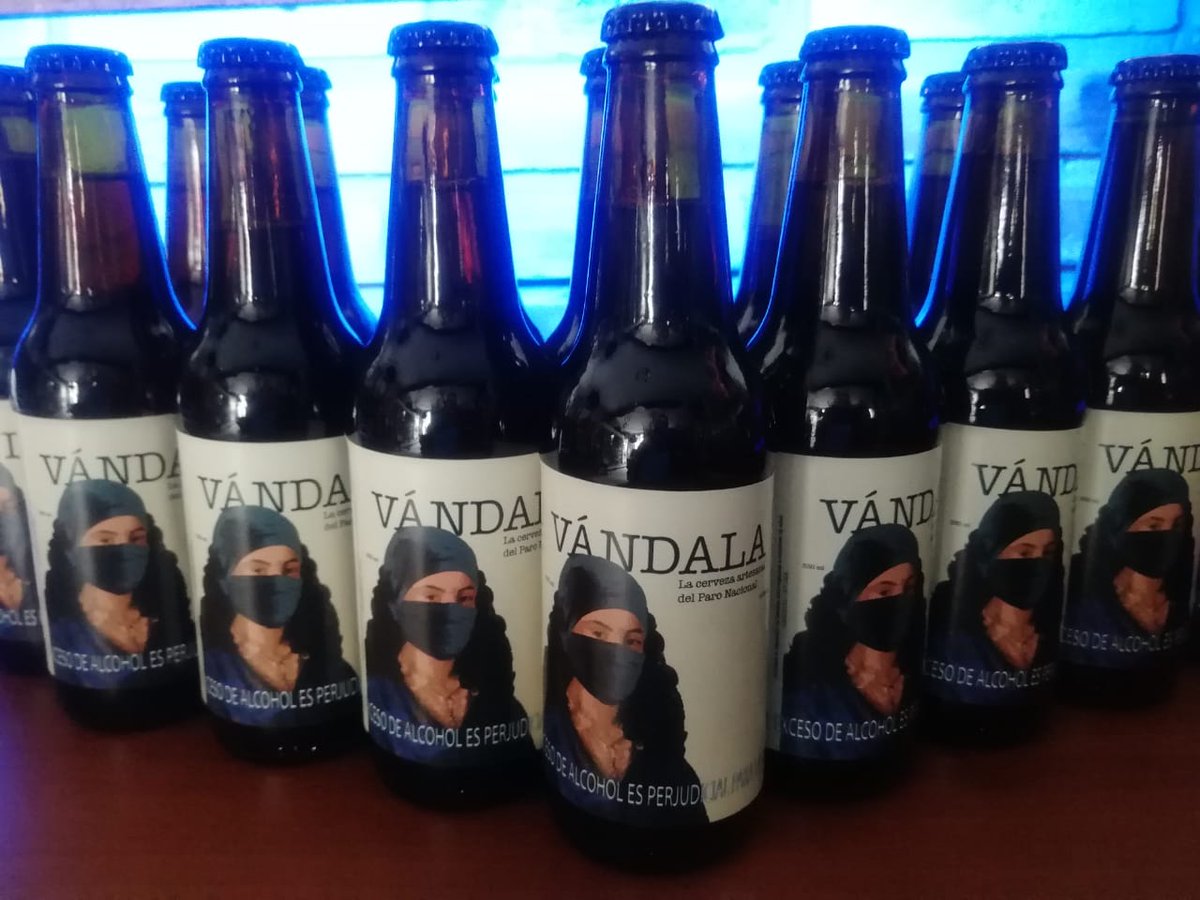 CesarJerezM's tweet photo. Hoy, en #ParoNacional28M nació "Vándala", la cerveza artesanal del #ParoNacionalColombia La resistencia que se embotella, un fermento para avanzar! https://t.co/fi8ckUzg93