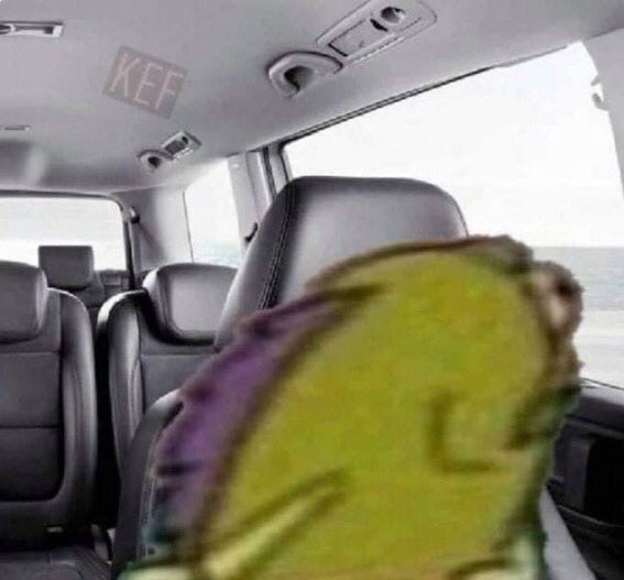 jaidynv_'s tweet image. When you drive past someone fine as hell